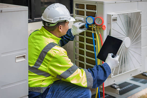 Professional Hvac technician working in Trafalgar, IN